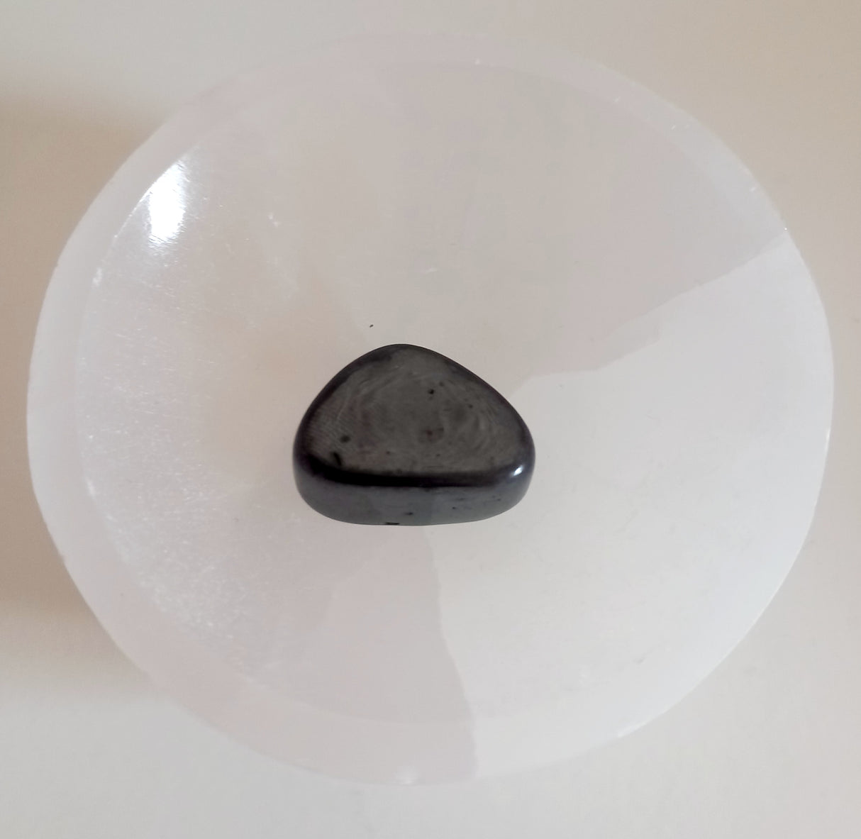 Hematite tumbled stone